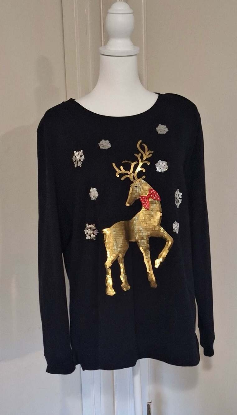 TeacherCore, Reindeer Sequin Holiday Black Sweatshirt, LX, Twee